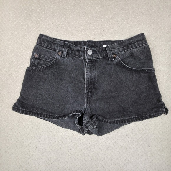 Vintage Levis 917 Shorts 7 JR Slim Fit Made USA High Waisted Faded Black Denim - Picture 1 of 10